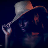 Realizzazione-Servizi-Fotografici-book-fotografici-Prato-Fotografia-ritratto-glamour