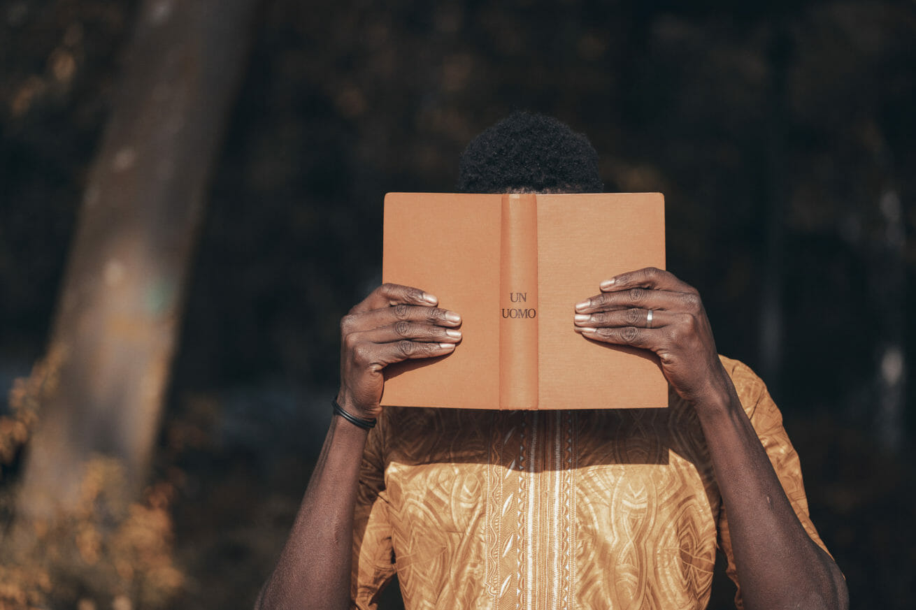 estraneamente-progetto-di-ritratto-fotografico-dedicato-all-integrazione-alla-conoscenza-reciproca-e-alla-salvaguardia-delle-tradizioni-senegal-lorenzo-emme-marzano (9)