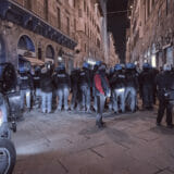 firenze-manifestazione-guerriglia-urbana-ottobre-2020-covid-19-violenza-polizia-carabinieri-realizzazione-servizi-fotografici-book-fotografici-prato-fotografia-ritratto-lorenzo-marzano-emme07