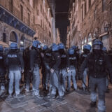 firenze-manifestazione-guerriglia-urbana-ottobre-2020-covid-19-violenza-polizia-carabinieri-realizzazione-servizi-fotografici-book-fotografici-prato-fotografia-ritratto-lorenzo-marzano-emme08
