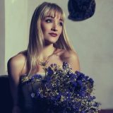 Servizio fotografico per Asia Massai realizzato a Poggio Alla Pieve Relais a Calenzano da Lorenzo Marzano fotografo ritrattista a Prato Firenze Pistoia