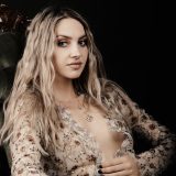 Servizio fotografico ad Oksana Sholom realizzato dal fotografo Lorenzo Marzano, fotografo a Prato, Firenze, Pistoia