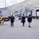 treno-toscana-aiuti-umanitari-guerra-ucraina-profughi-lorenzo-marzano-emme-fotografo-prato-firenze-pistoia4297